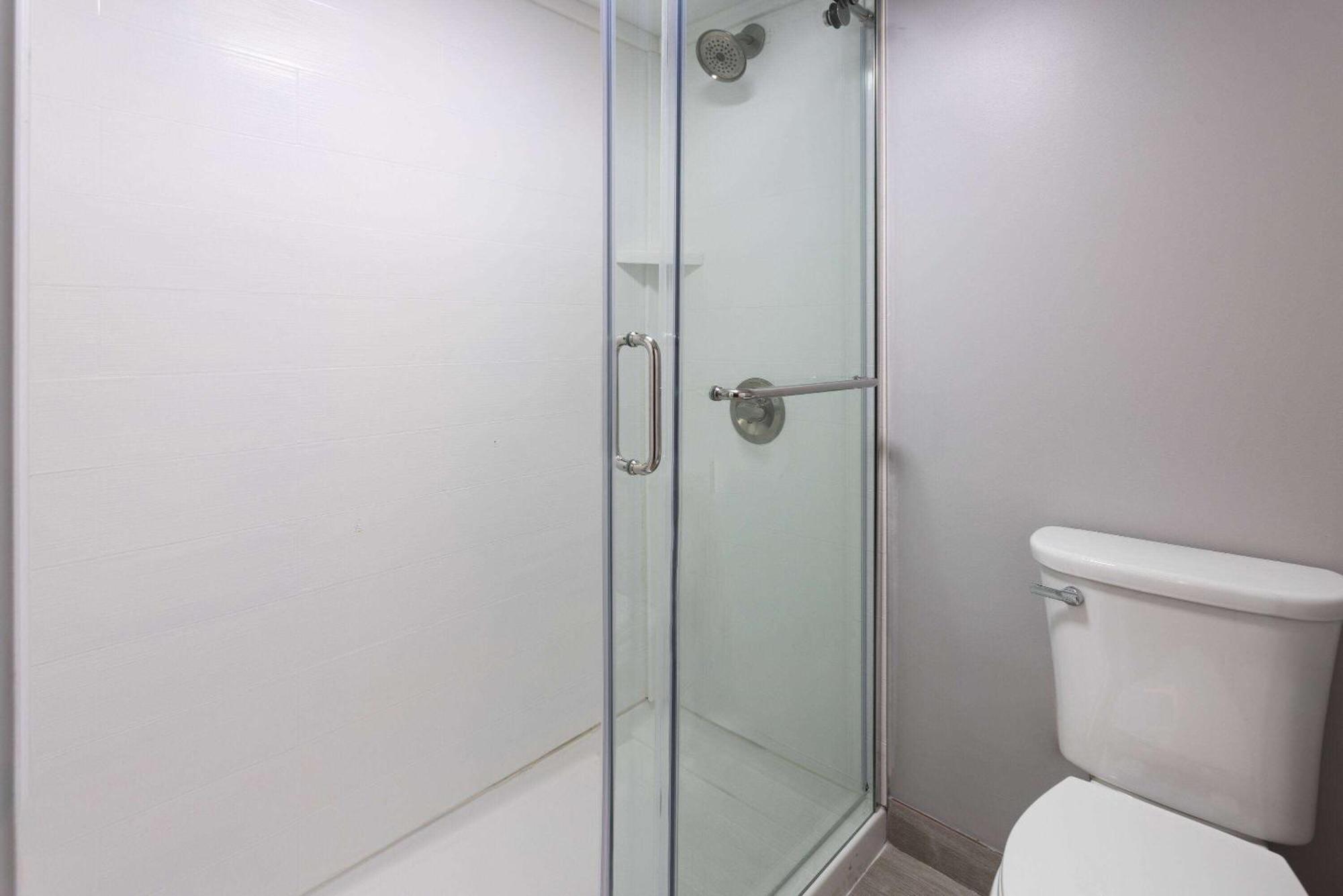Hawthorn Extended Stay By Wyndham Columbia-Ft Jackson Экстерьер фото