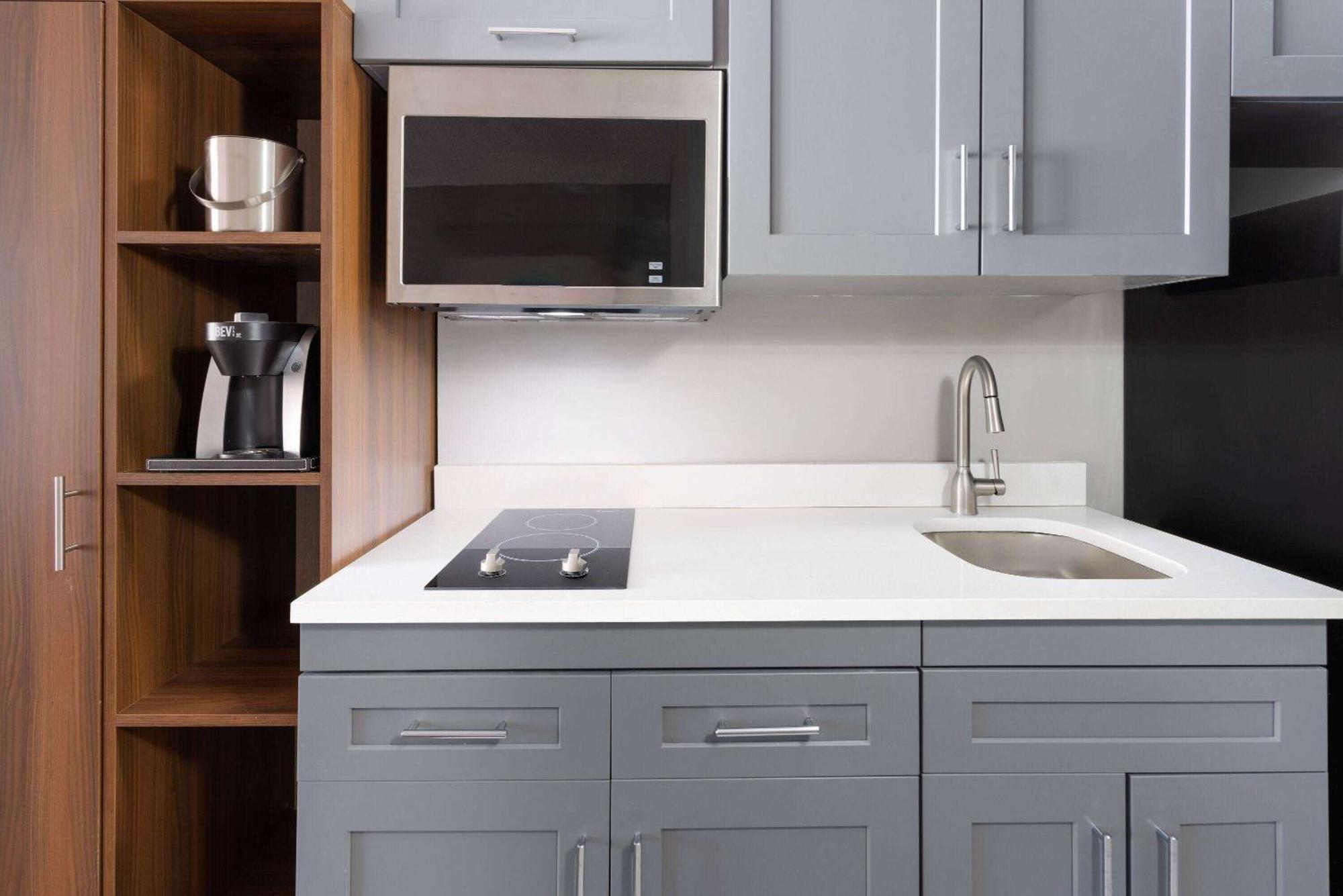 Hawthorn Extended Stay By Wyndham Columbia-Ft Jackson Экстерьер фото