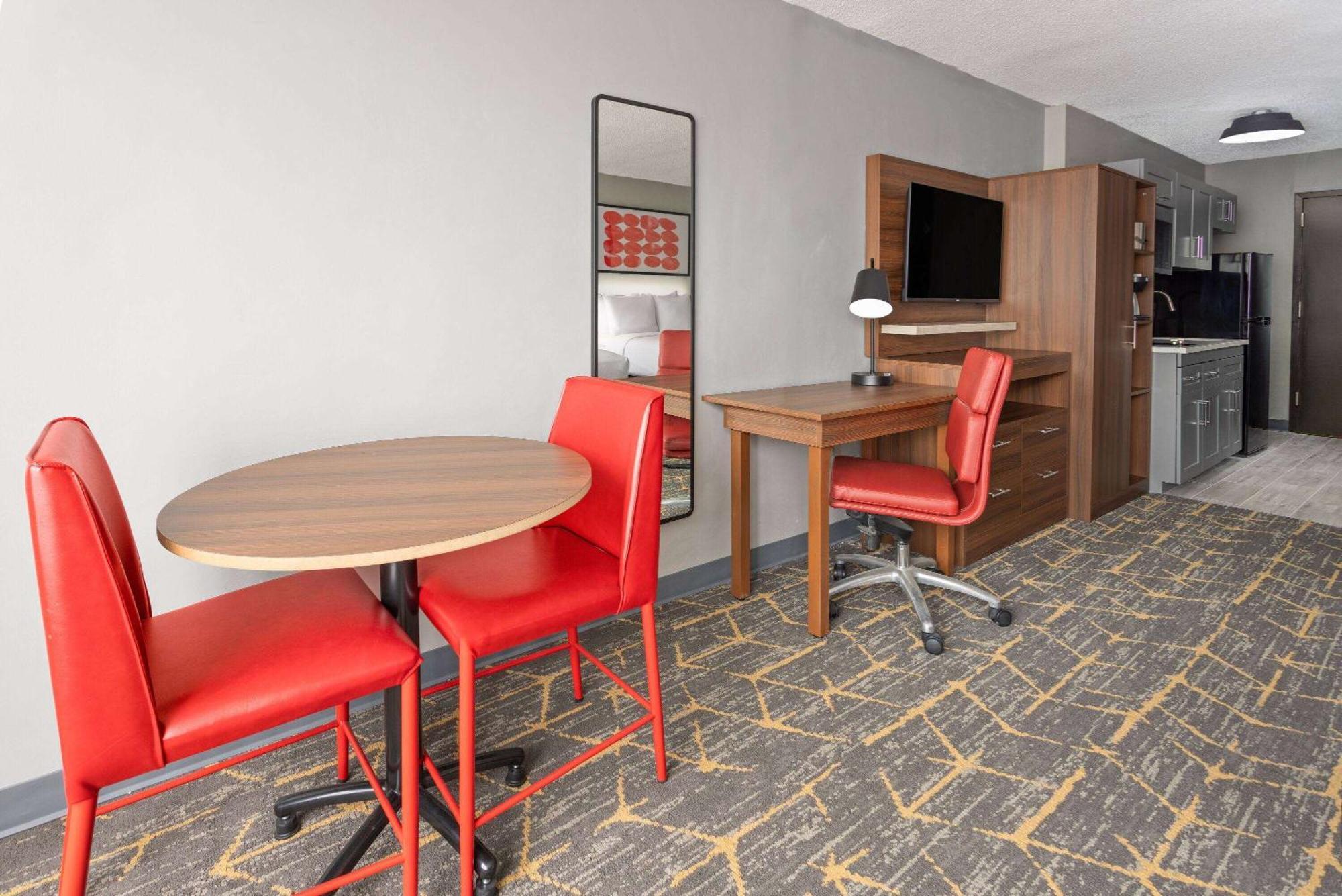 Hawthorn Extended Stay By Wyndham Columbia-Ft Jackson Экстерьер фото