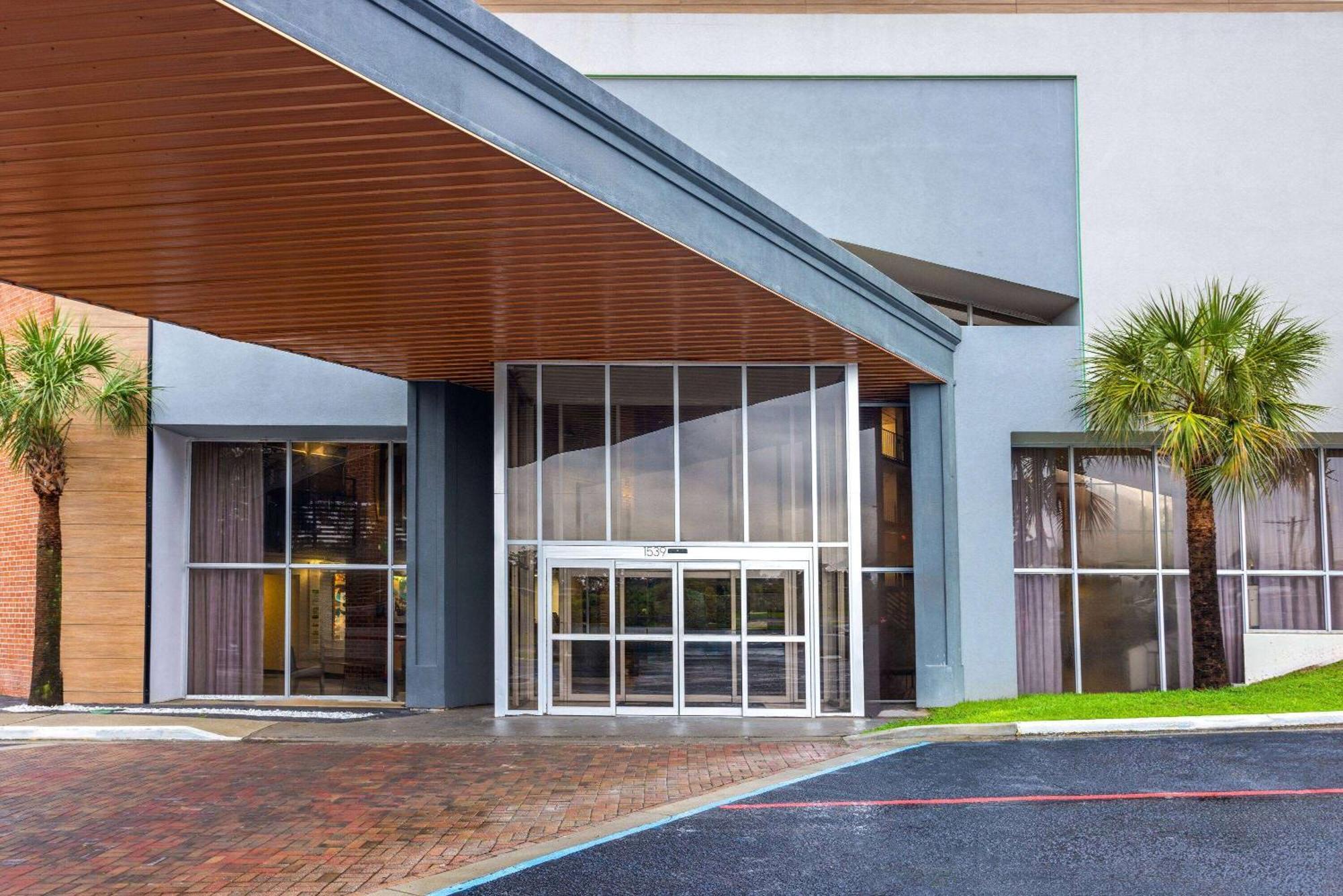 Hawthorn Extended Stay By Wyndham Columbia-Ft Jackson Экстерьер фото
